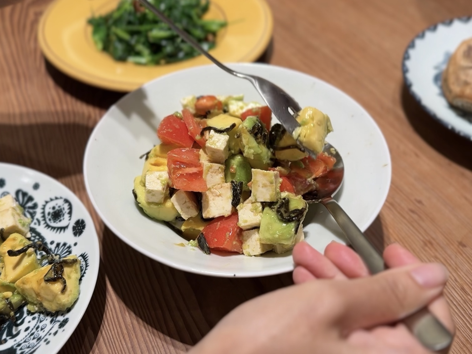 酪梨豆腐拌鹽昆布