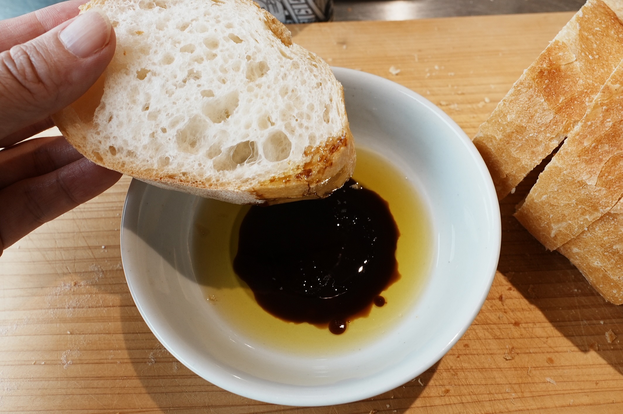 橄欖油還能怎麼吃?沾麵包最好吃