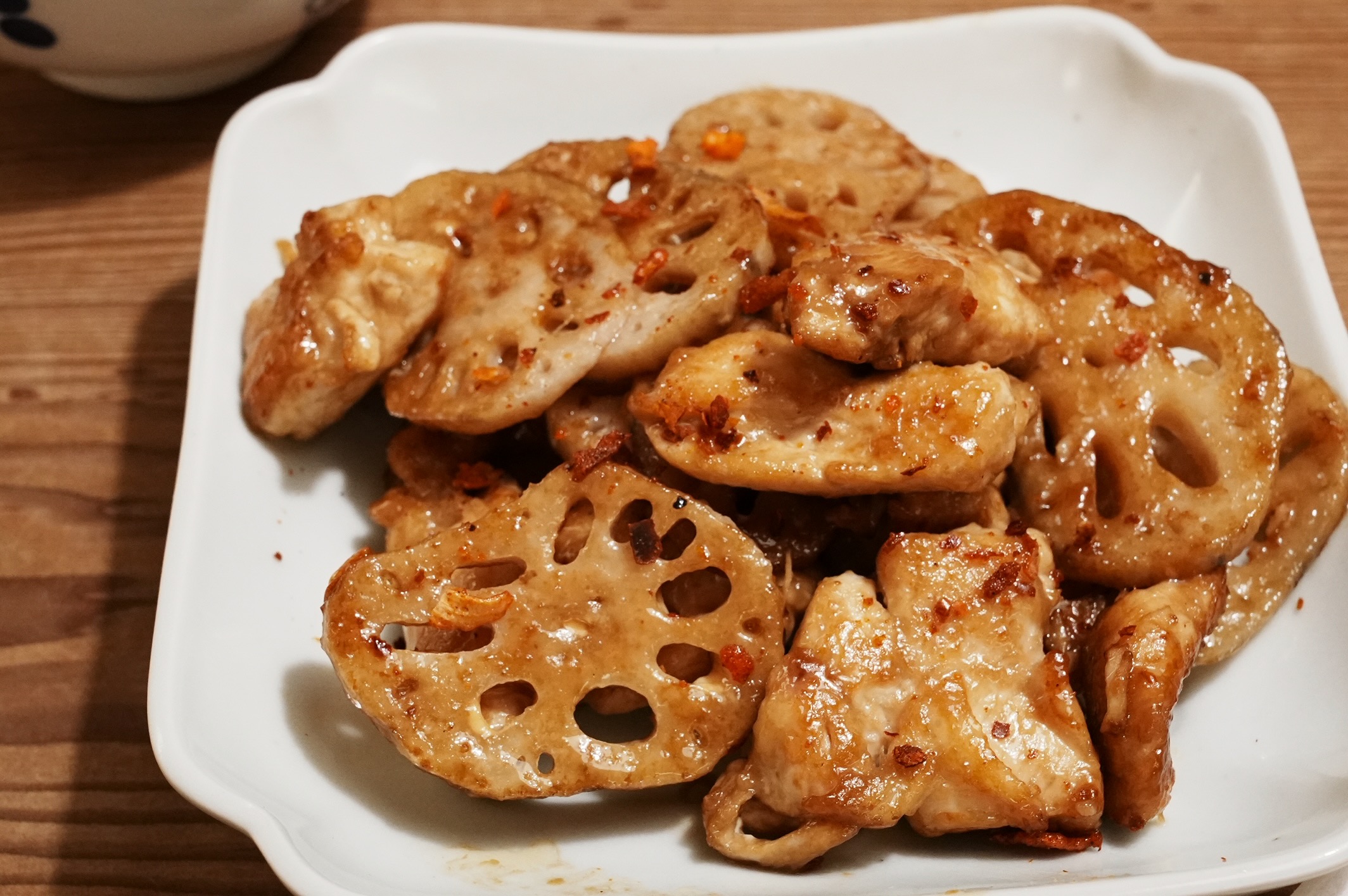 秋天的蓮藕雞肉料理